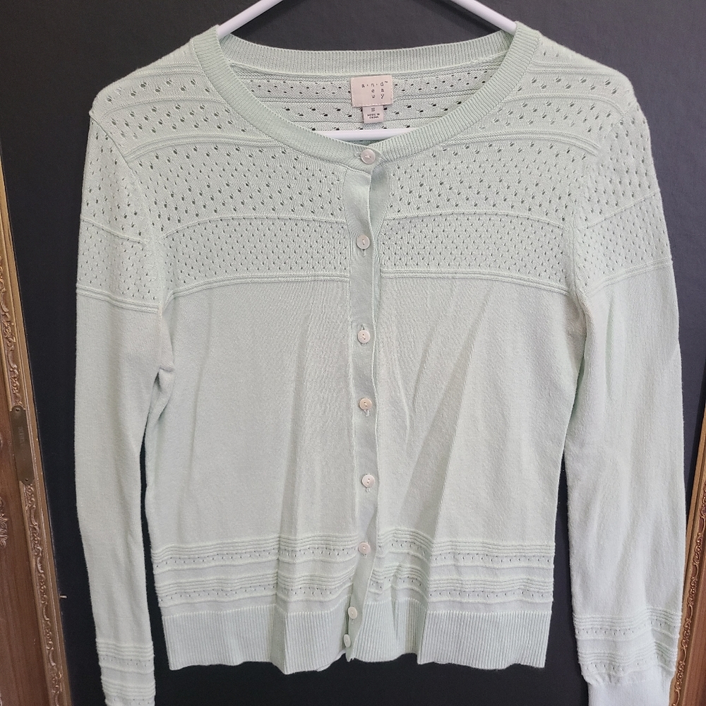 Woman's Cardigan Small